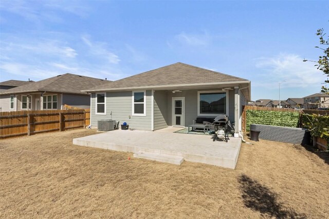 228 Greens Bayou Trl, Hutto, TX 78634 - photo 32