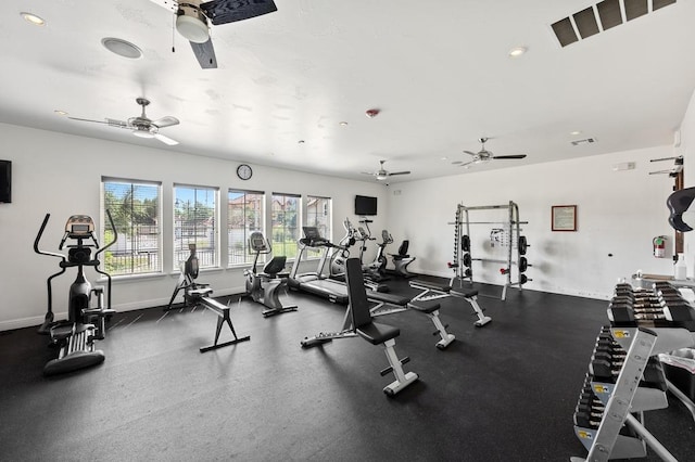 workout area with recessed lighting, ceiling fan, visible vents, and baseboards