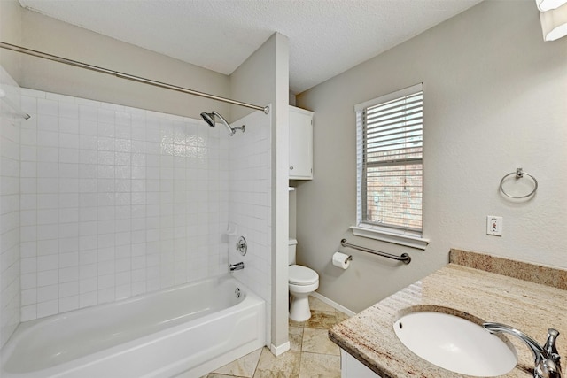1807 Hollow Tree Blvd, Round Rock, TX 78681 - bathroom featuring vanity, shower / tub combination, and a textured ceiling