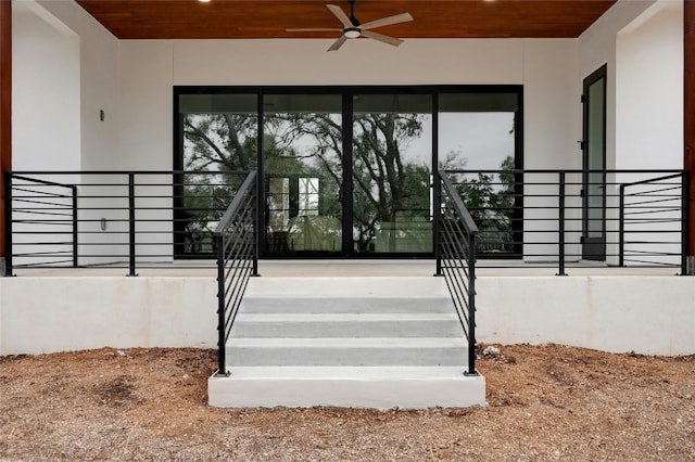 360 Judy Dr, Dripping Springs, TX 78620 - entrance to property featuring a ceiling fan and stucco siding