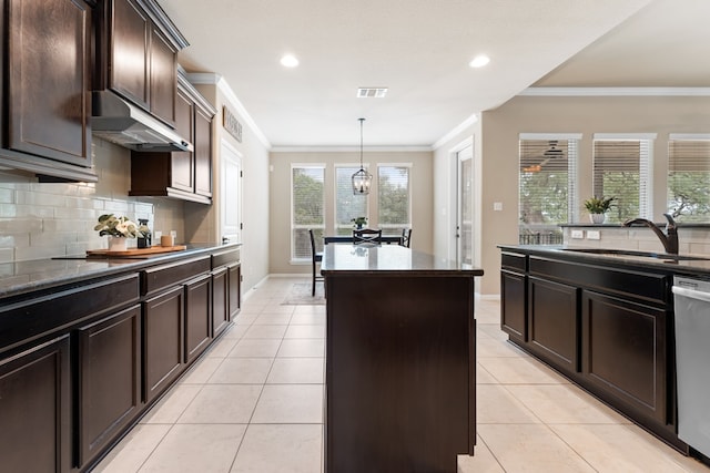 430 Archstone Loop, Belton, TX 76513 - kitchen with under cabinet range hood, a sink, a center island, stainless steel dishwasher, and tasteful backsplash