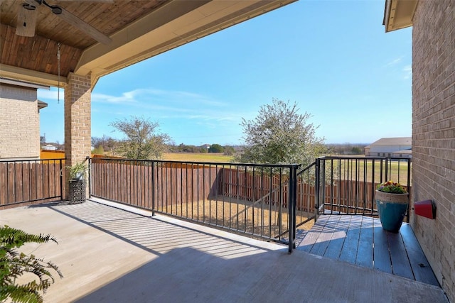 balcony with ceiling fan