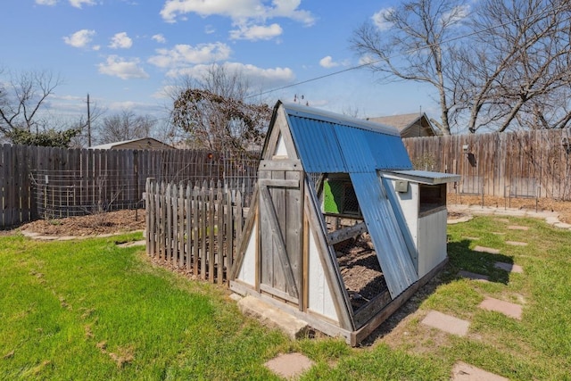 12810 Irongate Ave, Austin, TX 78727 - view of poultry coop featuring a fenced backyard