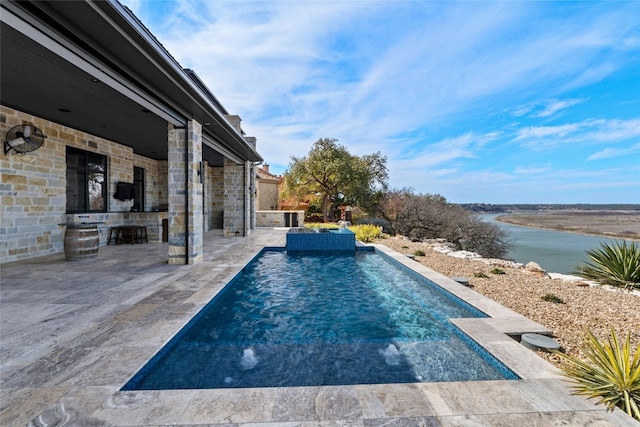 2923 Cliff Pt, Spicewood, TX 78669 - swimming pool featuring a patio