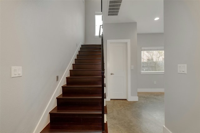 6902 Carver Ave Unit B, Austin, TX 78752 - stairs with baseboards