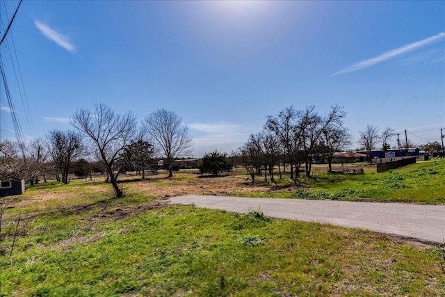 Listing photo 2 for 4440 Dacy Ln, Buda TX 78610