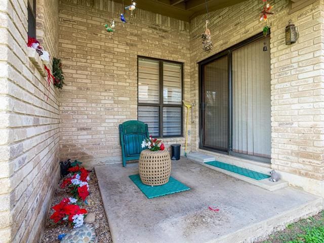 view of patio featuring covered porch