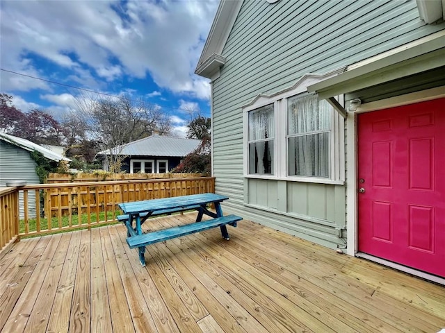 908 W Hopkins St, San Marcos, TX 78666 - view of wooden terrace