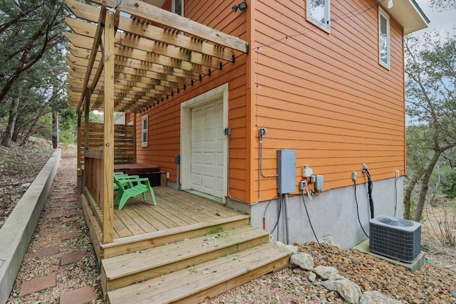 1024 Summit Blf, Canyon Lake, TX 78133 - wooden terrace featuring central AC