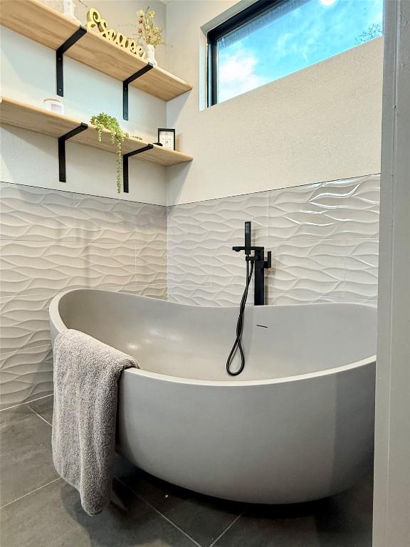 interior details with a soaking tub