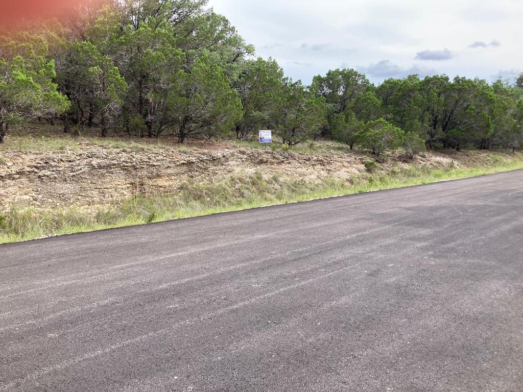 7708 Sagebrush Trl, Lago Vista, TX 78645 - photo 3