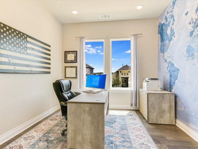 home office featuring recessed lighting, wood finished floors, visible vents, and baseboards