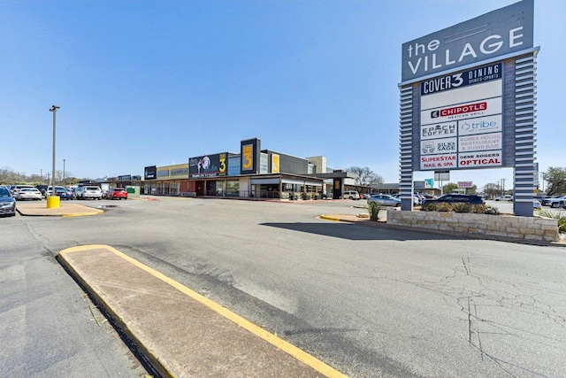 7801 Shoal Creek Blvd Unit 224, Austin, TX 78757 - view of road with curbs