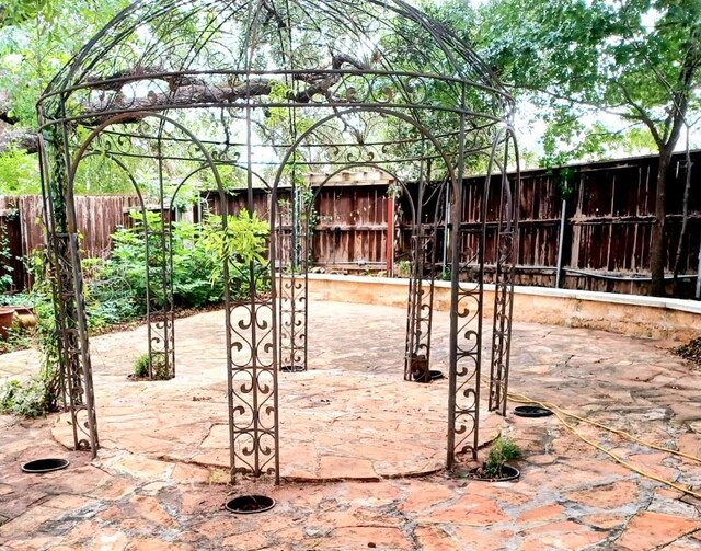 2989 Agave Loop, Round Rock, TX 78681 - fenced backyard featuring a patio