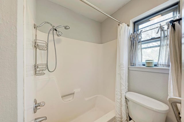 4113 Rimrock Dr, Lago Vista, TX 78645 - bathroom featuring toilet