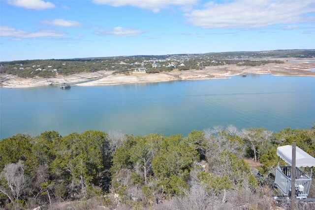 900 Watercliffe Dr, Lago Vista, TX 78645