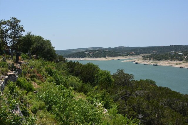 900 Watercliffe Dr, Lago Vista, TX 78645