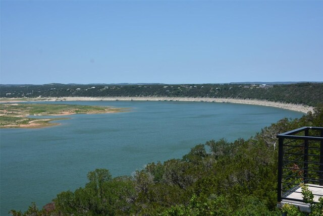 900 Watercliffe Dr, Lago Vista, TX 78645
