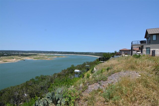 900 Watercliffe Dr, Lago Vista, TX 78645