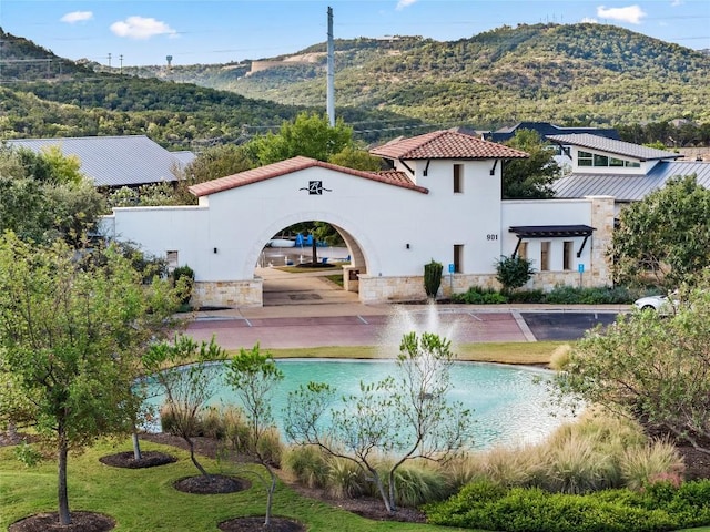 view of pool featuring a mountain view