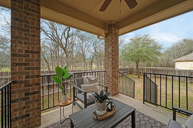 balcony with ceiling fan