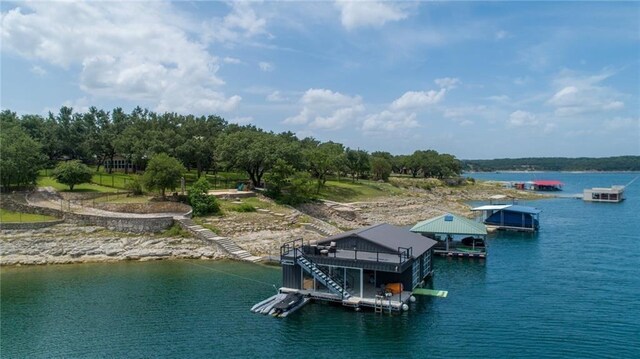 909 Brooks Hollow Rd, Lakeway, TX 78734
