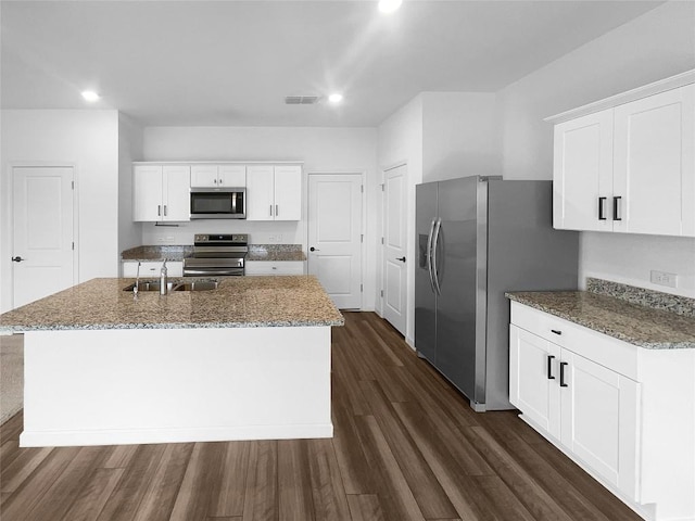 128 Gauntlet Dr, Jarrell, TX 76537 - photo 6