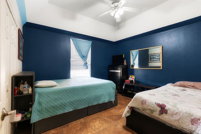 bedroom featuring a ceiling fan