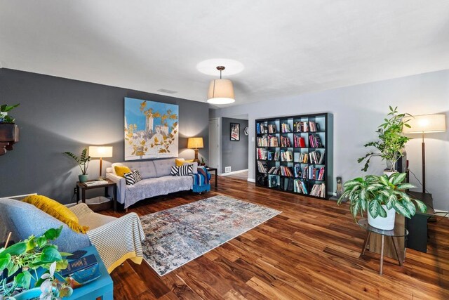8908 Hunters Trce, Austin, TX 78758 - photo 25