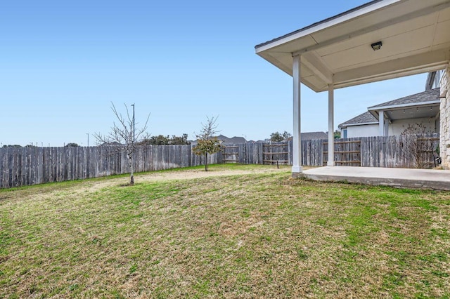 view of yard featuring a fenced backyard