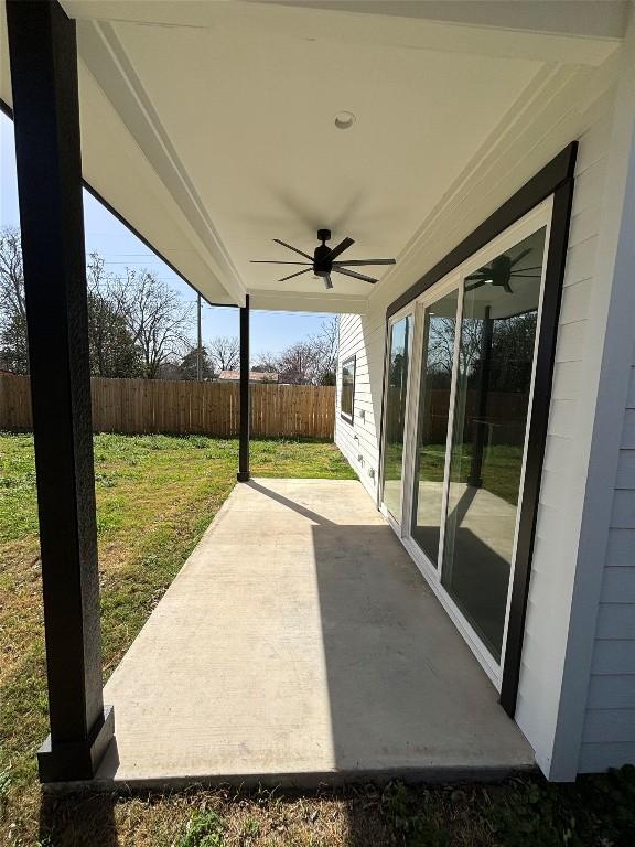 1006 4th St, Lockhart, TX 78644 - photo 35