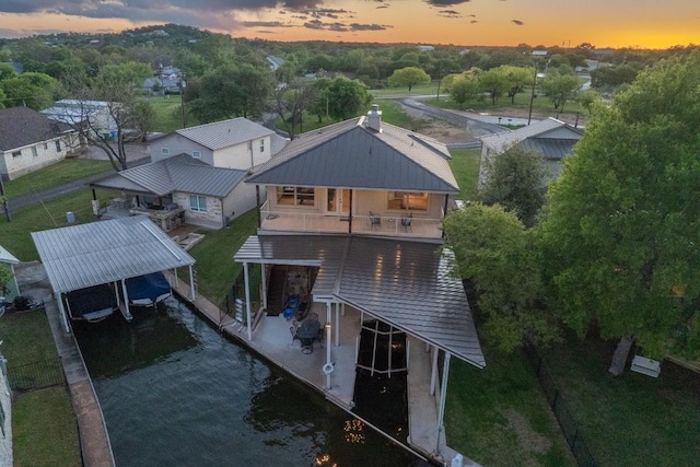 view of aerial view at dusk