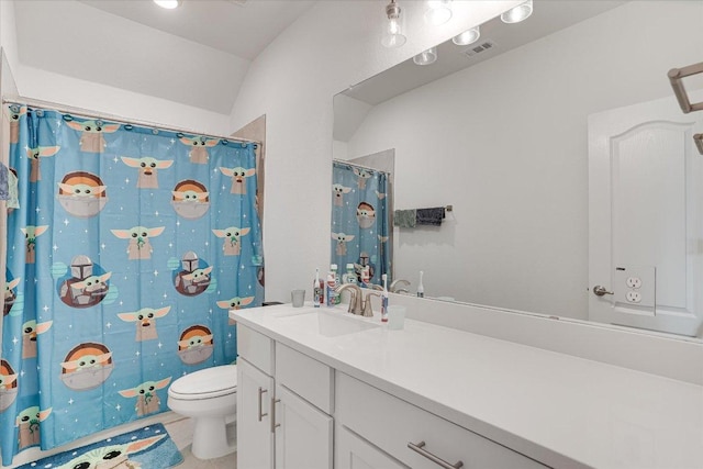 bathroom with lofted ceiling, visible vents, toilet, vanity, and a shower with curtain