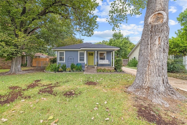 1906 Paige St, Georgetown, TX 78626 - bungalow-style house featuring a porch