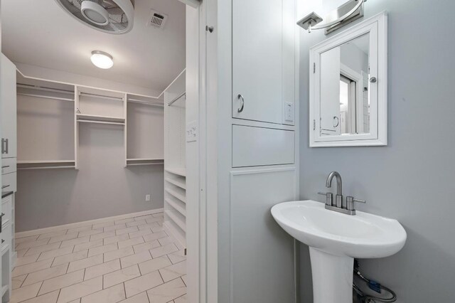 2403 Remuda Trl, Austin, TX 78745 - bathroom featuring a closet