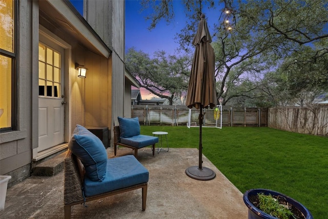 view of patio featuring a fenced backyard