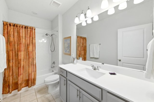 107 Trailside Ln, Bastrop, TX 78602 - full bath featuring vanity, shower / bath combination with curtain, toilet, and tile patterned floors