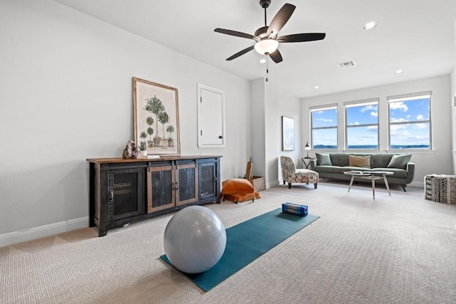 workout area featuring recessed lighting, visible vents, carpet flooring, ceiling fan, and baseboards