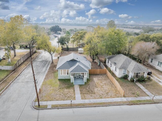 626 Saint Vincent St, Gonzales, TX 78629 - aerial view of property and surrounding area