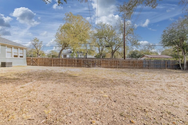 626 Saint Vincent St, Gonzales, TX 78629 - fenced backyard featuring central air condition unit