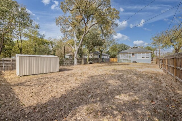 626 Saint Vincent St, Gonzales, TX 78629 - view of fenced backyard