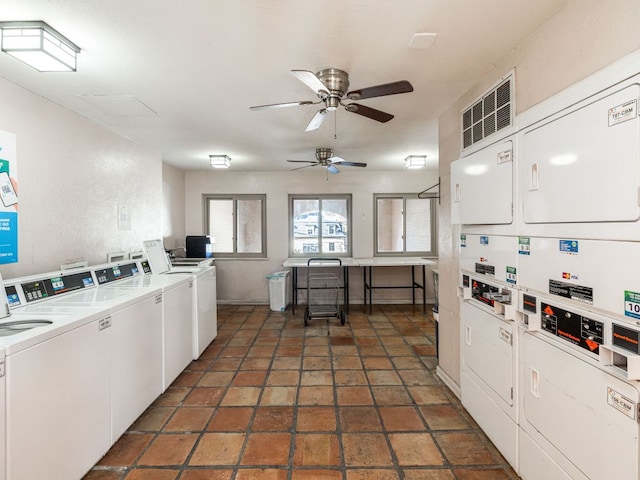 common laundry area featuring a ceiling fan, visible vents, washer and clothes dryer, and stacked washer / dryer