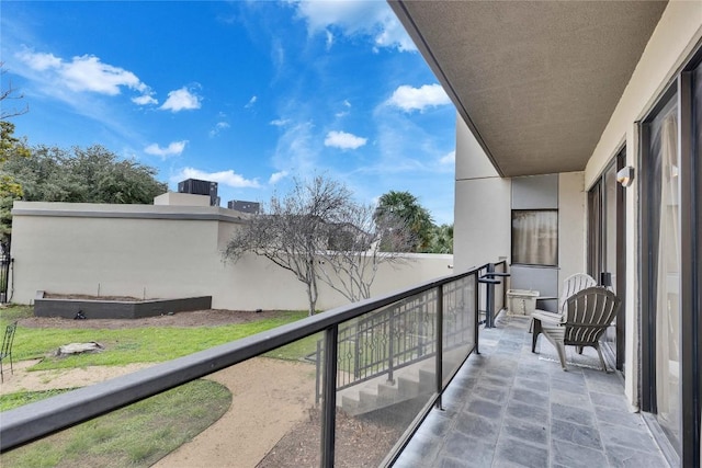 40 N Interstate 35 Hwy Unit 2D4, Austin, TX 78701 - view of balcony