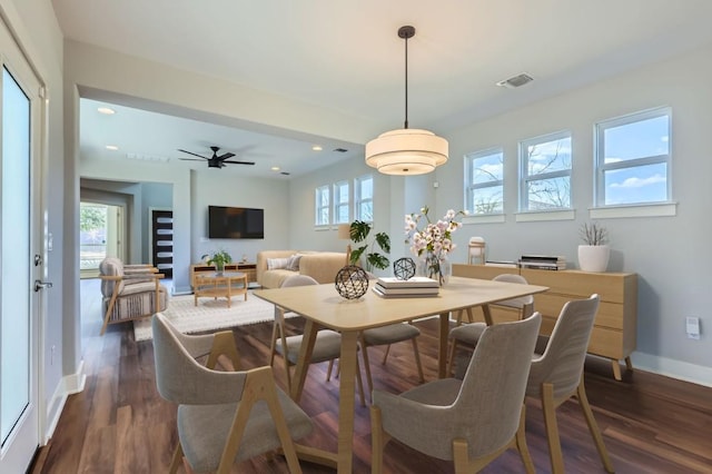 dining room featuring recessed lighting, visible vents, dark wood-type flooring, ceiling fan, and baseboards