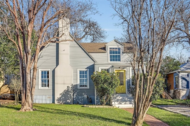 1709 Newfield Ln, Austin, TX 78703 - view of front of home featuring a front lawn