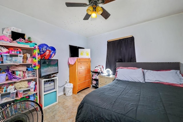 bedroom with a ceiling fan