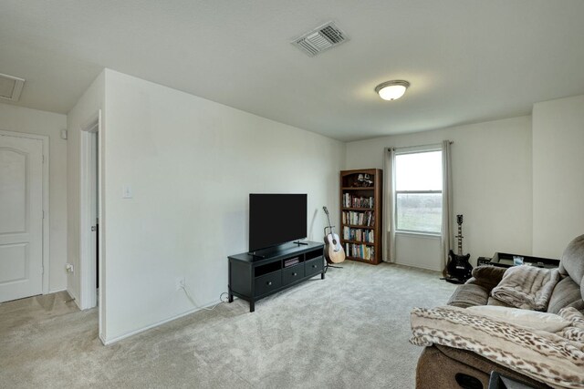 13505 Abraham Lincoln St, Manor, TX 78653 - living room with light colored carpet and baseboards