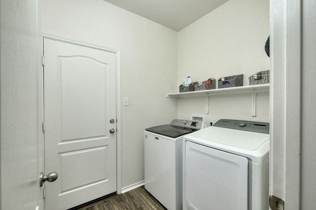 13505 Abraham Lincoln St, Manor, TX 78653 - washroom with independent washer and dryer, dark wood-style flooring, and baseboards