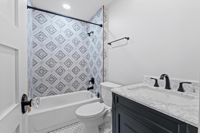 2702 S 2nd St Unit 1 & 2, Austin, TX 78704 - bathroom featuring shower / tub combo, vanity, and tile patterned floors