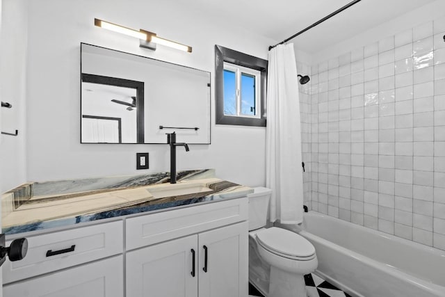 2702 S 2nd St Unit 1 & 2, Austin, TX 78704 - bathroom with vanity and shower / tub combo